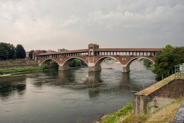 Fototapeta na wymiar Pavia, Ponte sul Ticino
