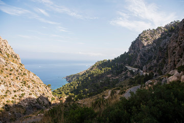 Fototapeta na wymiar Island Scenery, Seascape Of Mallorca Spain. Idyllic Coastline Of Majorca, Mediterranean Sea On Sunny