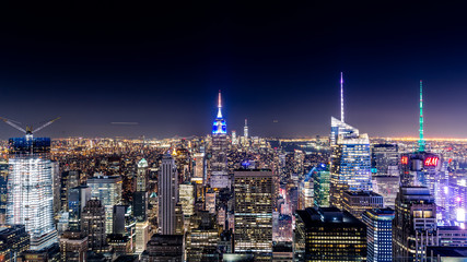 new york city skyline at night