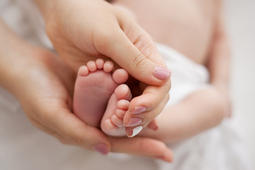 Obraz na płótnie Canvas little baby feet