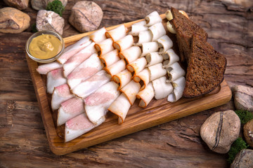 Snack to beer: lard, smoked pork ears, bacon, bastrum spicy, tasty, aromatic