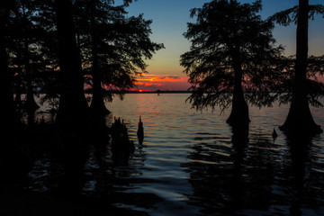 Fototapeta na wymiar Sunset on Reelfoot Lake in Reelfoot Lake State Park in Tennessee.