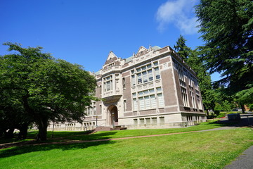 Fototapeta na wymiar Building of University of Washington at Seattle