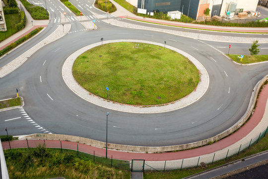 Roundabout roundabout or new construction