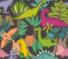 Vektornahtloses Muster mit handgezeichneten Dinosauriern und tropischen Blättern und Blumen. © Andrei
