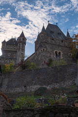 Das Schloss von Braunfels/Deutschland im Gegenlicht
