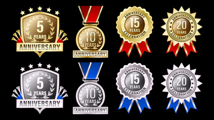 Set gold and silver anniversary labels