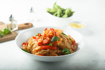 Noodles with shrimps and chili