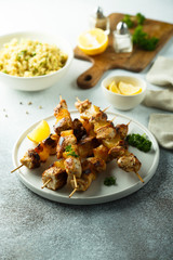 Chicken skewers with lemon
