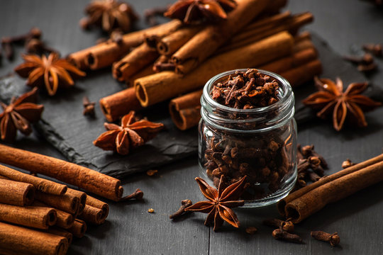 cinnamon sticks, star anise and cloves
