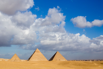 pyramids of giza in egypt