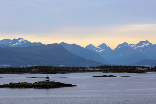 Romsdalsfjord Bilder Durchsuchen 403 Archivfotos, und