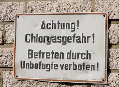 Warnschild Chlorgas
