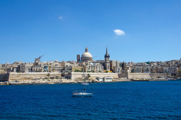 Fototapeta na wymiar Panoramic view of the ancient capital Valletta, Malta