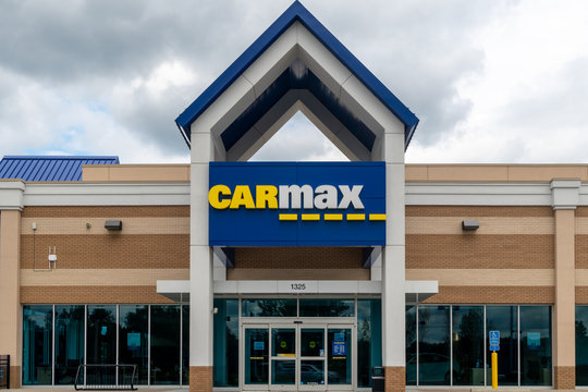 Carmax Dealership Sign and Trademark Logo