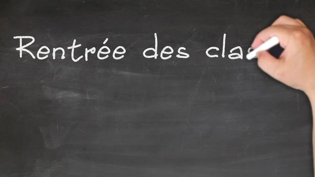 rentr&eacute;e des classes main au tableau