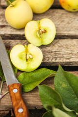apple, harvest (juicy, fresh apples, whole fruits and slices) menu. top food background. copy space