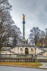 Fototapeta na wymiar Angel of Peace, Munich, Germany
