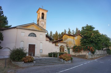 Obraz premium Streets of the old Italian town of Vizzola Ticino