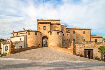 Obraz premium Amazing entry to the medieval castle of Monbaroccio, province Pesaro Urbino, Marche, Italy