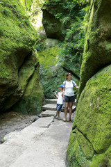 Mother with son in Dantovo Gorge