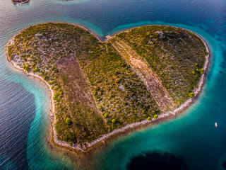 Island of Love Galešnjak - obrazy, fototapety, plakaty