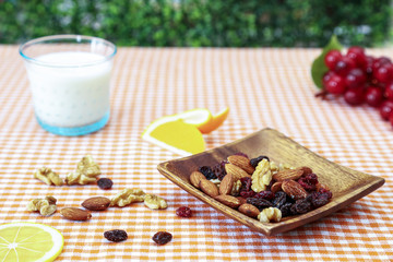 ミックスナッツ