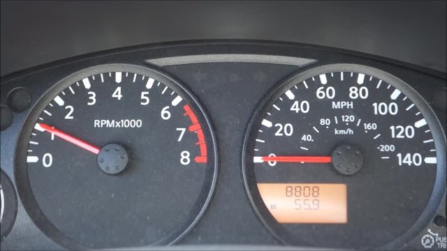 vehicle dashboard rpm guage