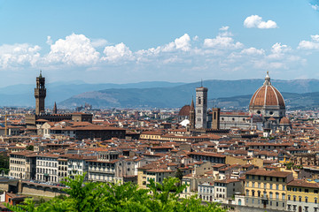 Fototapeta na wymiar Panorama sur la ville de Florence et ces monuments