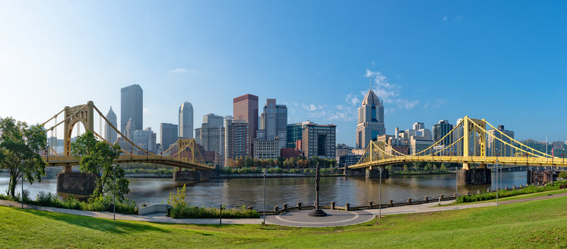 Cityscape of Pittsburgh with two bridges