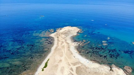 Fototapeta na wymiar vue aérienne du Capo Pecora, Costa verde, Sardaigne, Italie