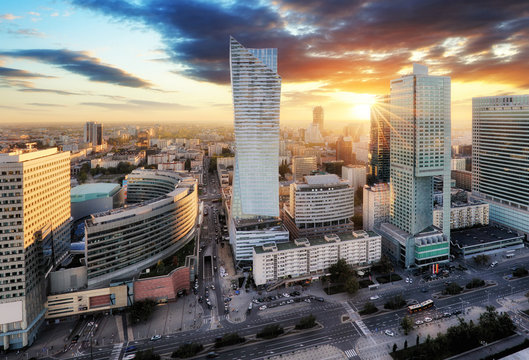 Sunset panorama of Warsaw, capital of Poland, Europe © TTstudio