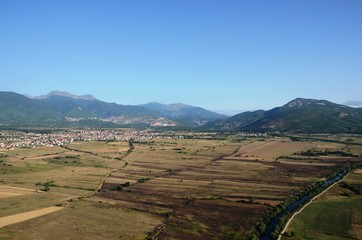 Macédoine du Nord : Vues aériennes de la campagne entre Ohrid et Struga depuis une montgolfière