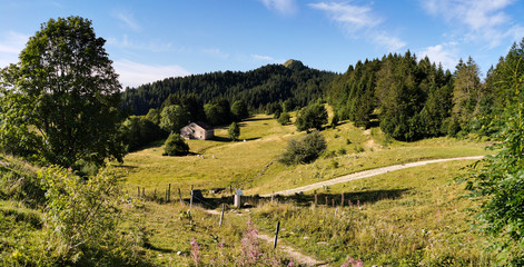 Site de la borne des Trois Empires, borne du Lion Magras, Champfromier, Chézery-Forens,...