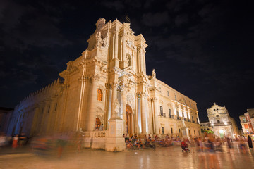 Fototapeta premium The baroque cathedral of the historic center of the island of Ortigia in Syracuse, Sicily Italy.