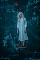 Naklejka premium frightening zombie girl