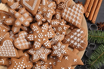 Gingerbread cookies. - 286308770