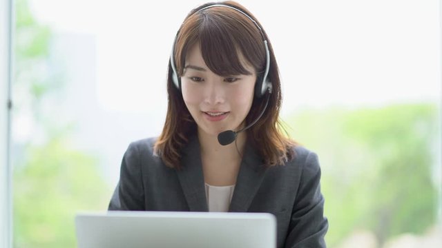 コールセンター