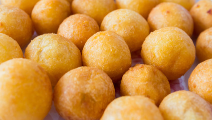 Fried dough pastry