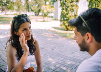 Naklejka premium Happy young people enjoying their time on the first date