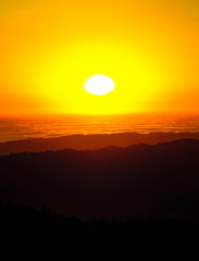 Obraz premium Mountain Top Majestic Sunset