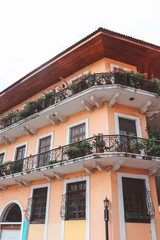 Naklejka premium Pastel Building Casco Viejo