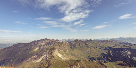 Fototapeta na wymiar Chaîne de Montagnes - Alpes - Morzine