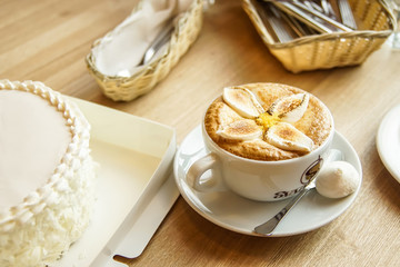 coffee with marshmallows and cake