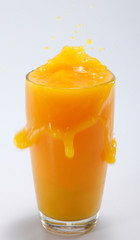splash orange juice 