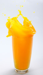 splash orange juice 