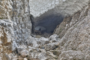 Schneehöhle