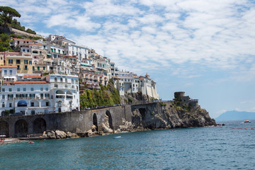 Fototapeta na wymiar panorama of the architecture of the village of Amalfi in Italy