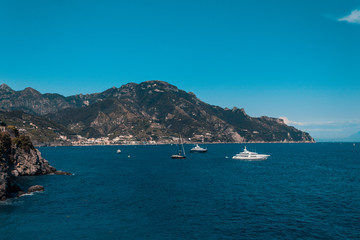 Fototapeta na wymiar azure sea near the amalfi coast in italy