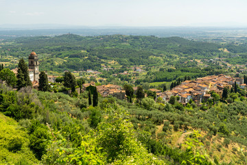 Fototapeta na wymiar Hills near San Gennaro, Lucca